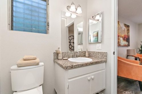 5033 Elderhall Ave, Lakewood CA  90712-2849 exterior