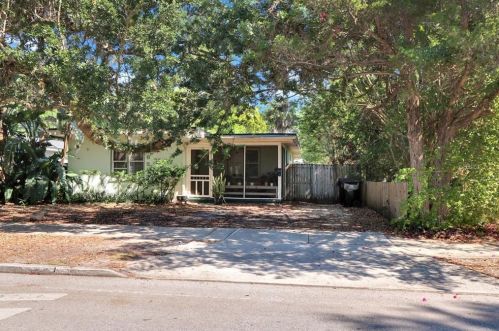 1621 Illinois St, Orlando, FL 32803-4133