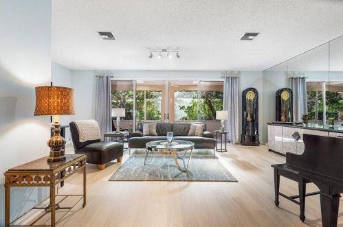 6755 Via Regina, Boca Raton, FL 33433-3959