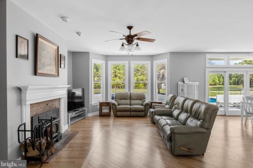 186 Sooy Pl Rd, Southampton NJ  08088-3561 exterior