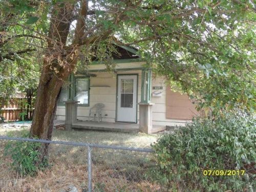 613 French St, Yreka, CA 96097-3104
