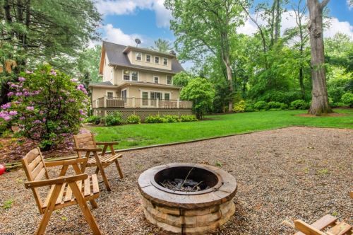 381 Morris Ave, Mountain Lakes NJ  07046-1641 exterior