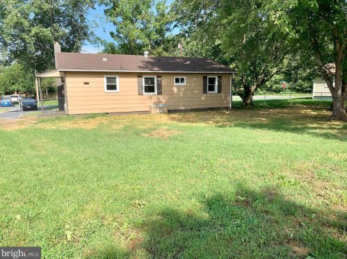 1 Old Barn Rd, Richmond National Battlefiel VA  22835-9008 exterior