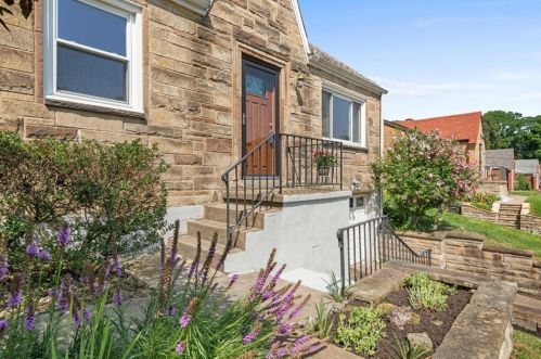 4680 Echo Glen Dr, Pittsburgh PA  15236-4826 exterior