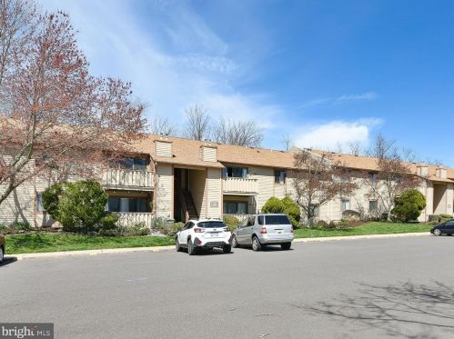501 Poplar Ct, Lansdale, PA 19446-4974