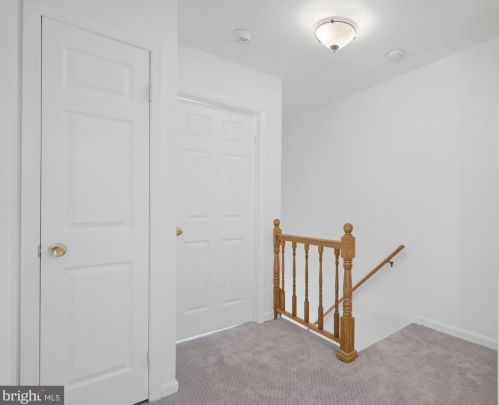 2796 Middlecoff Pl, Falls Church VA  22043-3514 exterior