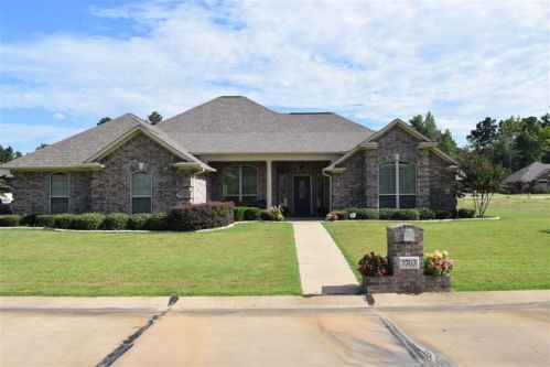 3703 Sylvia Dr, Texarkana, TX 75503-0881