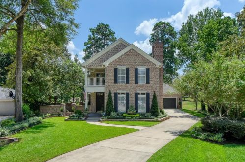 25 Wedgewood Blvd, Conroe, TX 77304-1349