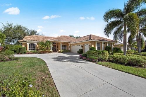 13251 Bridgeford Ave, Bonita Springs, FL 34135-3451
