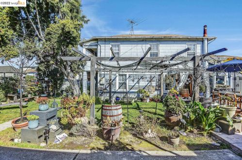 1212 53rd Ave, Oakland, CA 94601-5727