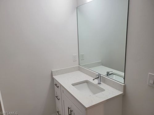 2505 57th St, Lehigh Acres, FL 33976-4846