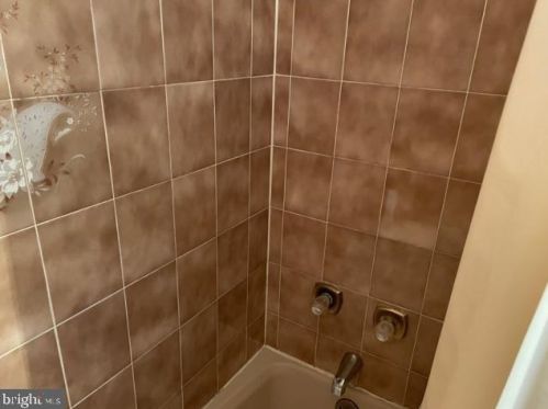 3303 Englewood St, Philadelphia PA 19149-1612 exterior