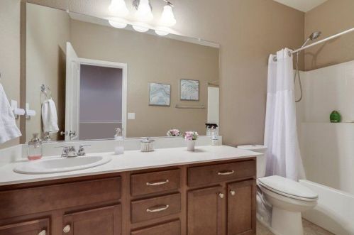 2616 Wagner Pl, Folsom CA  95762-9566 exterior