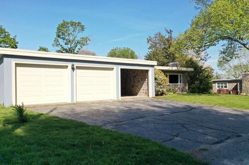 108 Fostmere Ct, Warwick, RI 02889-6319