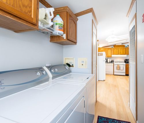 16 Saddle Back Cir, Ellsworth NH  03223-4748 exterior
