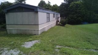 1684 Bullard Dr, Newport, TN 37821-7742