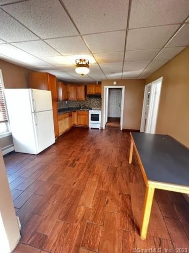 316 Olive St, Bridgeport CT  06604-3021 exterior