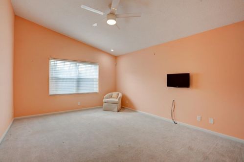 7038 Haviland Cir, Boynton Beach FL  33437-6472 exterior