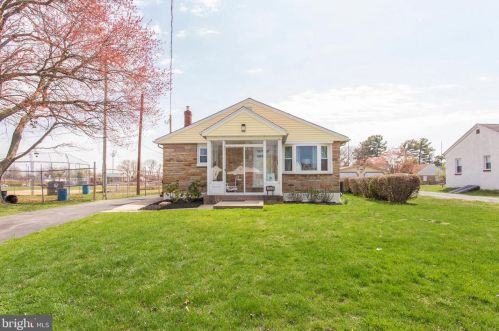 1142 Harper Ave, Woodlyn, PA 19094-1208