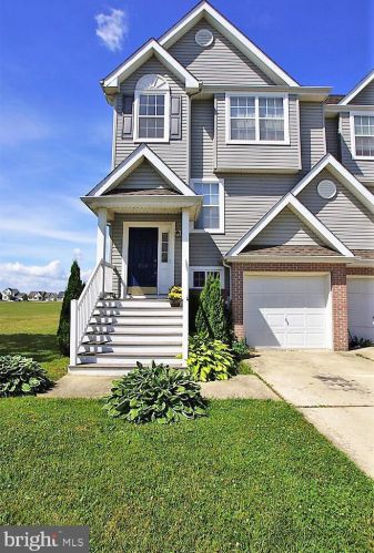 254 Sheldrake Cir, Dover, DE 19904-5688