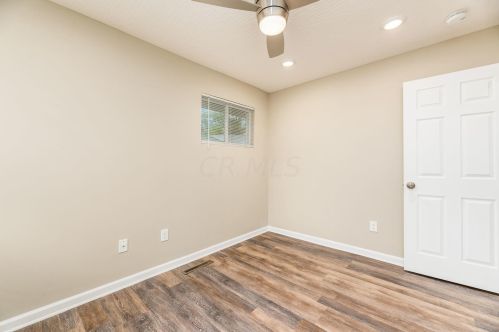 2972 Irwin Ave, Darbydale OH  43123-2310 exterior