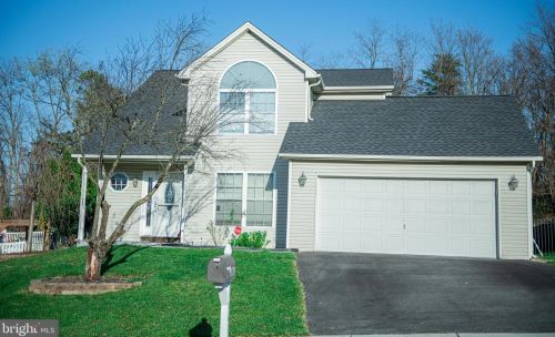 1861 Pebble Ct, Harrisburg, PA 17110-8902