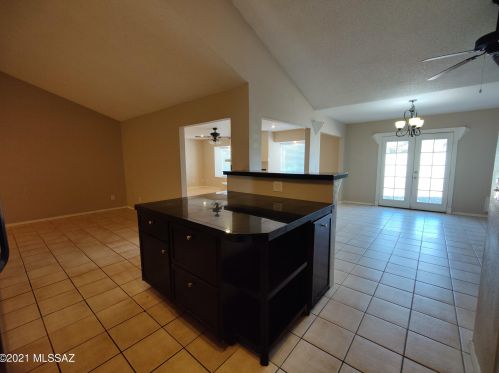 4830 Ferret Dr, Tucson AZ 85742-9543 exterior