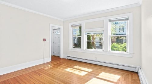186 Camp St, Providence, RI 02906-1836