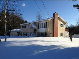 30 Birch Ln, Georgia, VT 05468-3107