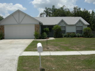 1611 Southcrest Ct, Brandon, FL 33510-2040
