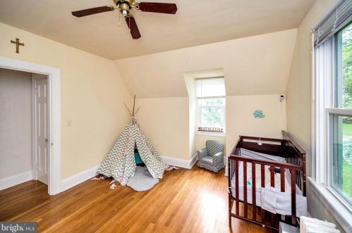 142 Main St, Bowling Green VA  22427-9425 exterior