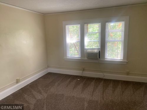1024 3rd St, South Saint Paul, MN 55075-2264