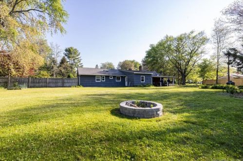 28 Talcott Rd, Glastonbury CT  06033-2919 exterior