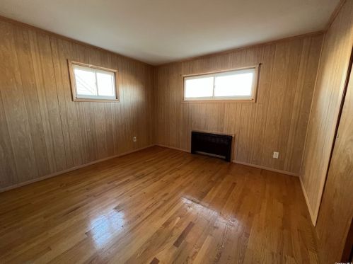 36 Cedar St, Hicksville NY  11801-3208 exterior