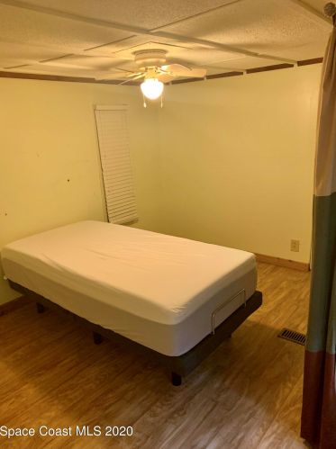 7475 130th Pl, Sebastian FL  32958-3423 exterior