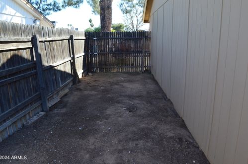 12428 48th Dr, Glendale AZ  85304-2208 exterior