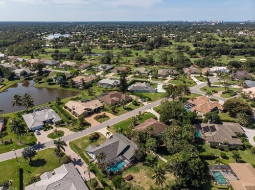 1903 Countess Ct, Naples FL  34110-1005 exterior