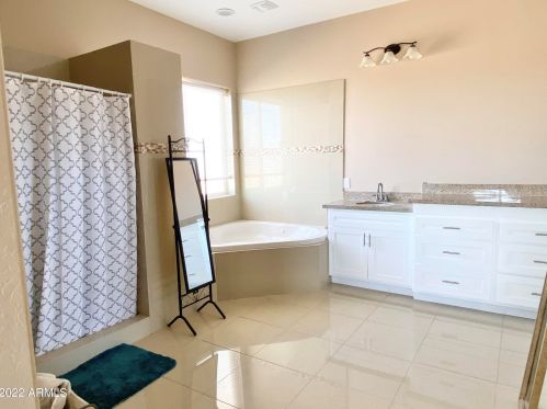 36843 Indian School Rd, Tonopah AZ  85354-8085 exterior