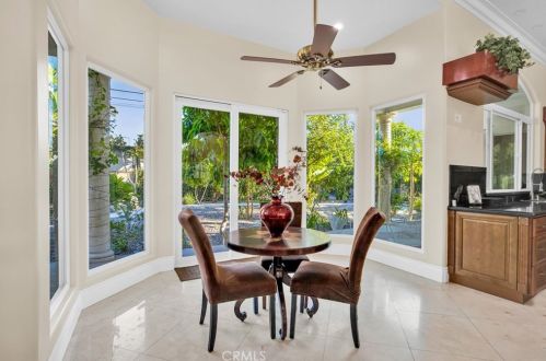 10026 Mattock Ave, Downey CA  90240-3529 exterior