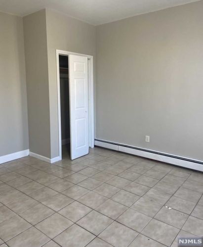 48 Highland St, Paterson NJ  07524-1712 exterior