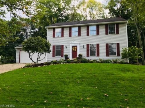 2508 Hanson Ave, Cuyahoga Falls OH  44224-1558 exterior