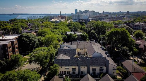 2557 Lake Dr, Milwaukee, WI 53211-3809