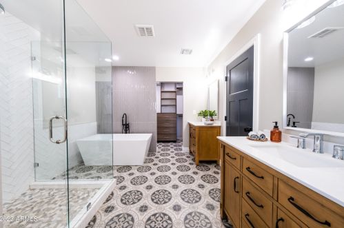 3626 Wescott Dr, Glendale AZ  85308-2332 exterior