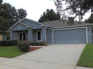 919 Lake Lindley Dr, Deland, FL 32724-4103