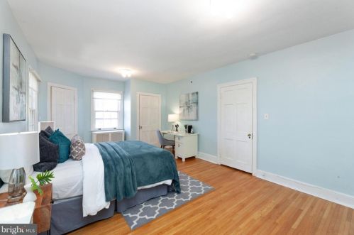 2815 Cathedral Ave, Washington DC 20008-4122 exterior