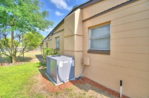 303 Raymond Ave, West Frost Proof FL  33843-9431 exterior