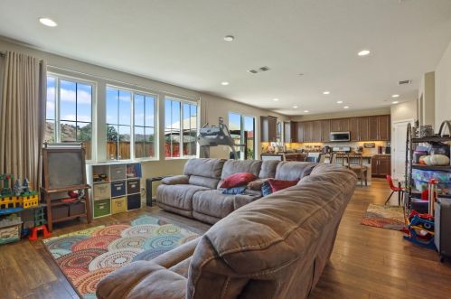 9435 Vintner Cir, Grayson CA  95363-8902 exterior