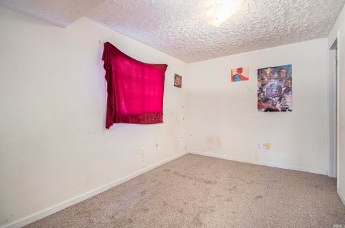 625 Lovechio Dr, Mishawaka IN  46544-5637 exterior
