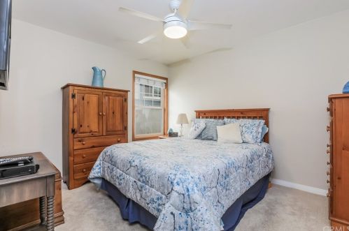 575 27th St, Manhattan Beach CA  90266-2209 exterior