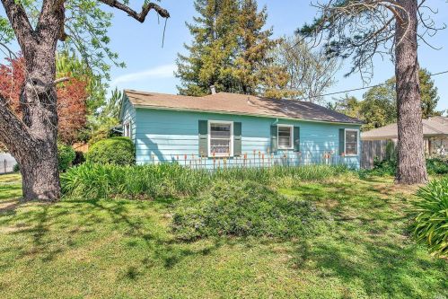 718 Hahman Dr, Santa Rosa CA  95405-6864 exterior